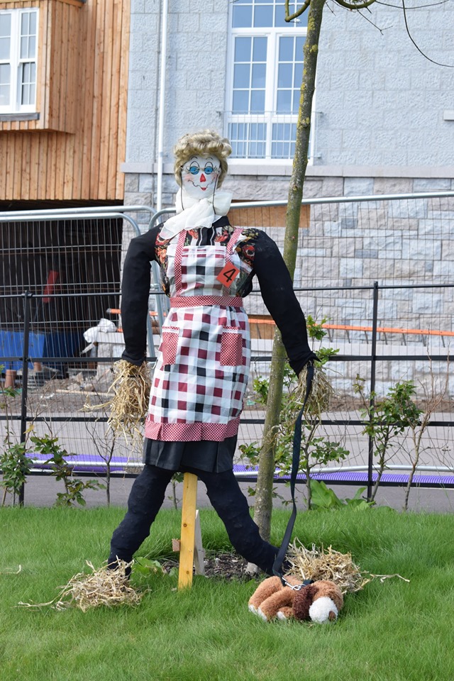 Super-Gran Chapelton Scarecrow Festival