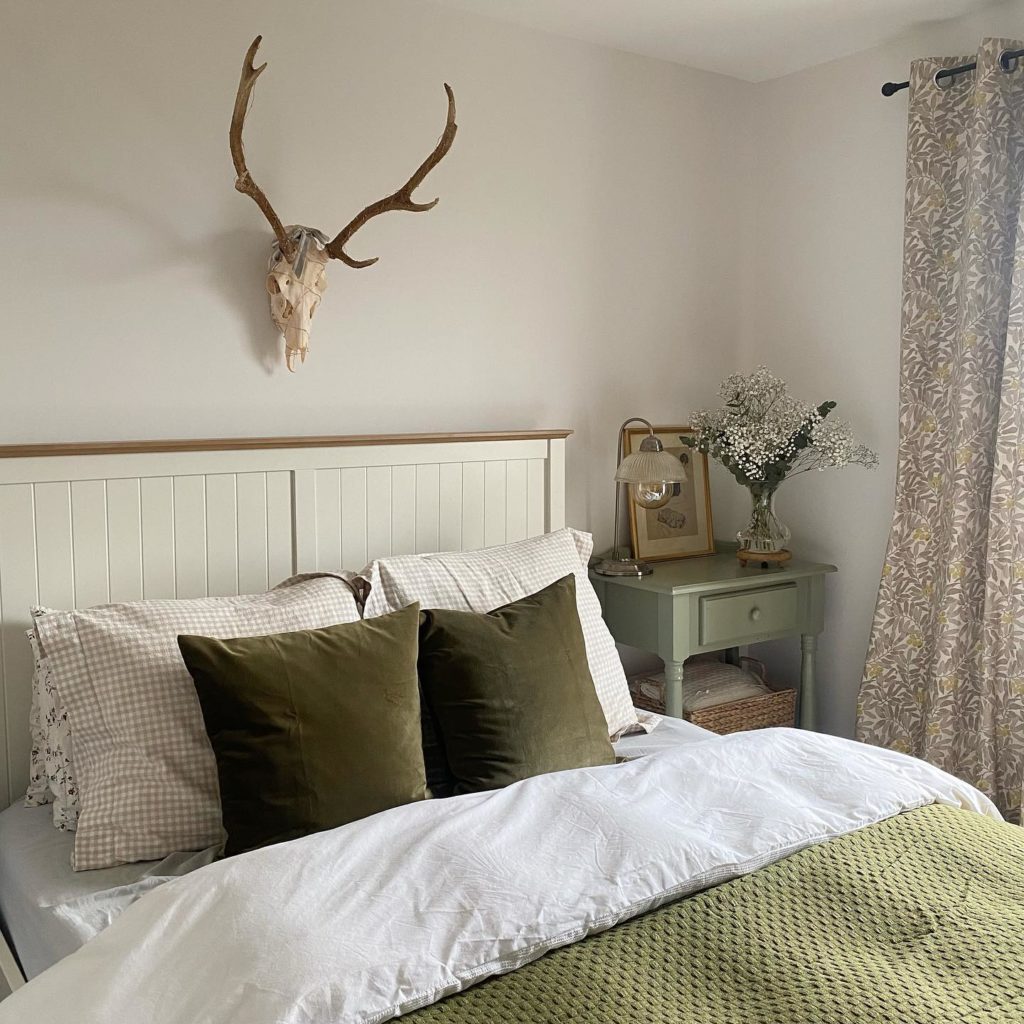 Chapelton-dooshill-cottage-1024x1024 3 Chapelton homes on Instagram for interior design inspiration